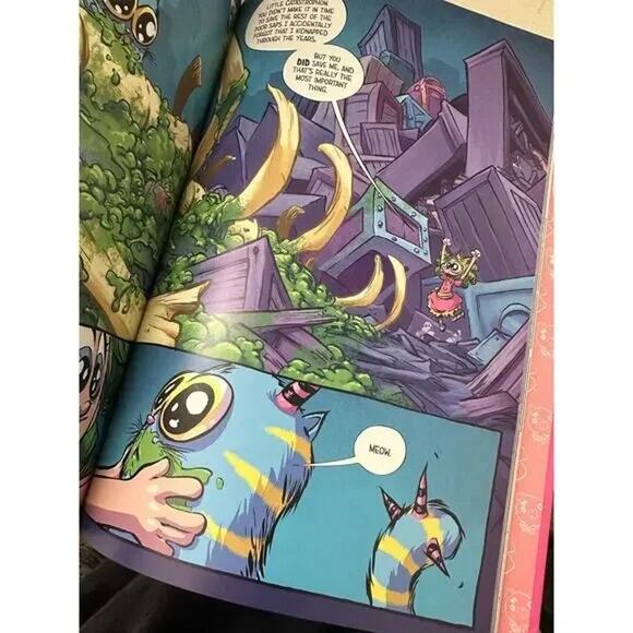 I Hate Fairyland Book One Skottie Young HC Deluxe Includes Variant Covers Script - Picture 10 of 16